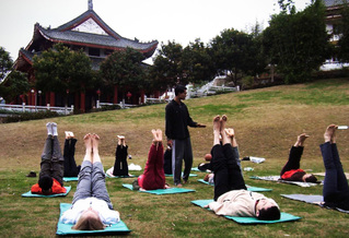 carmen hellmann yoga teacher training, shanghai